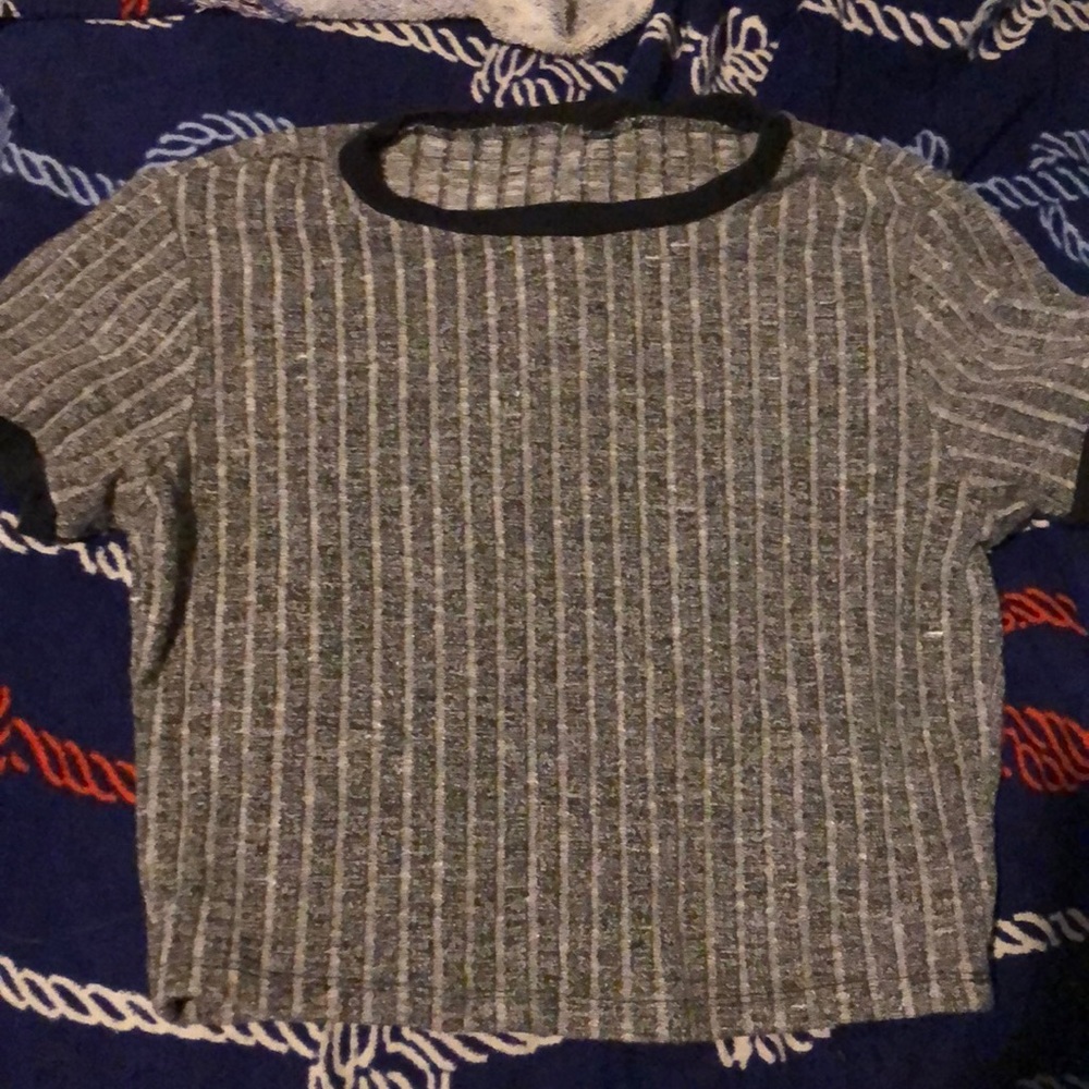 A cute grey color block tee